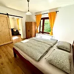 Σπίτι διακοπών U Labe Stanovice (Hradec Kralove)